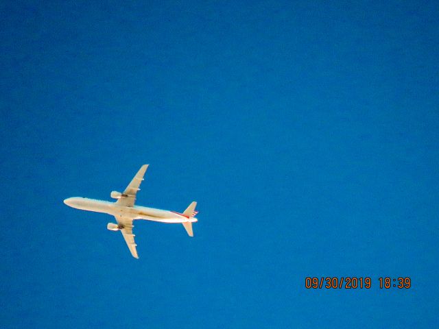 Airbus A321 (N170US)