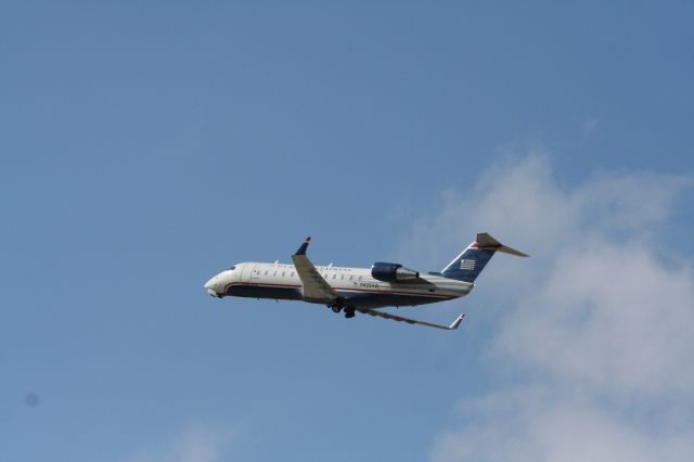 Canadair Regional Jet CRJ-200 (N425AW)