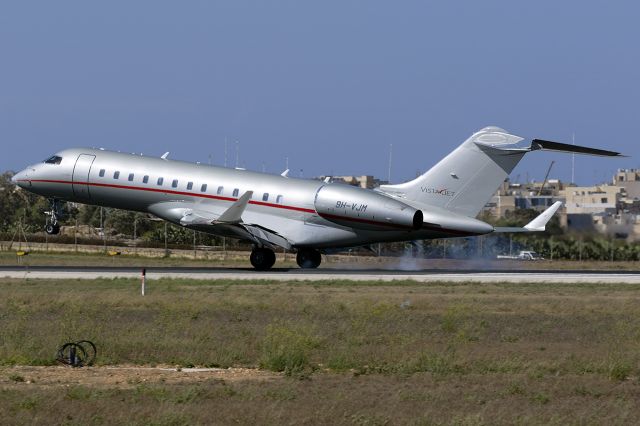 Bombardier Global Express (9H-VJM)