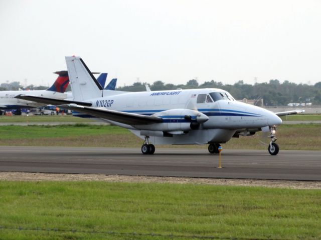 Beechcraft Airliner (N102GP)