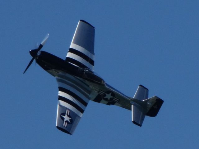 North American P-51 Mustang (N51HY)