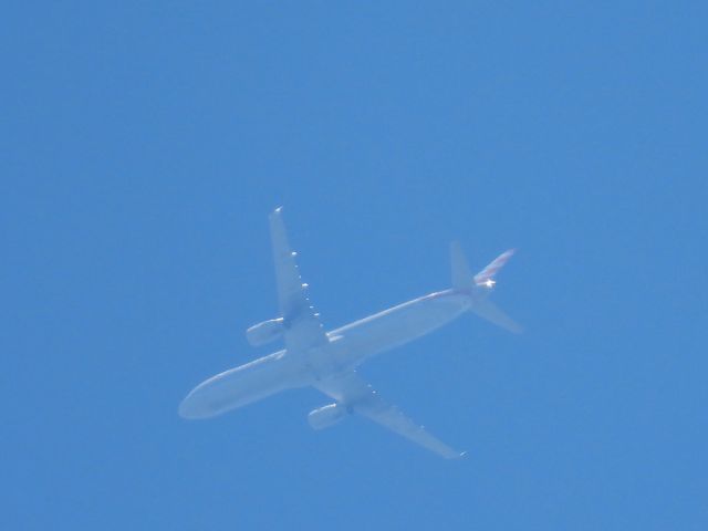 Airbus A321 (N585UW) - AAL765br /PHL-PHXbr /05/12/22