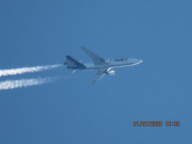 Boeing MD-11 (N584FE)