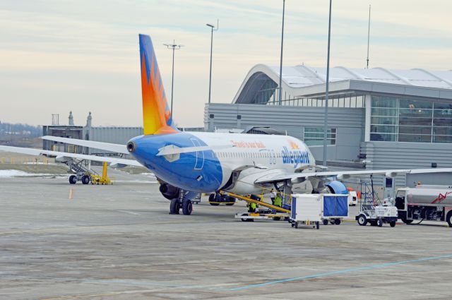 Airbus A320 (N217NV)