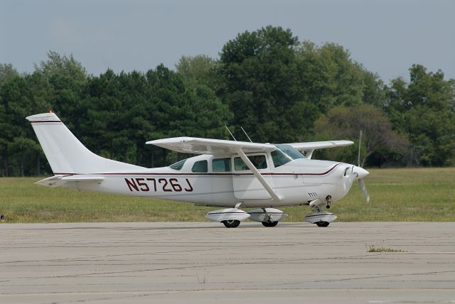 Cessna Skyhawk (N5726J)