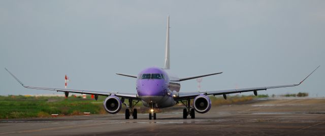 Embraer 175 (JA16FJ)