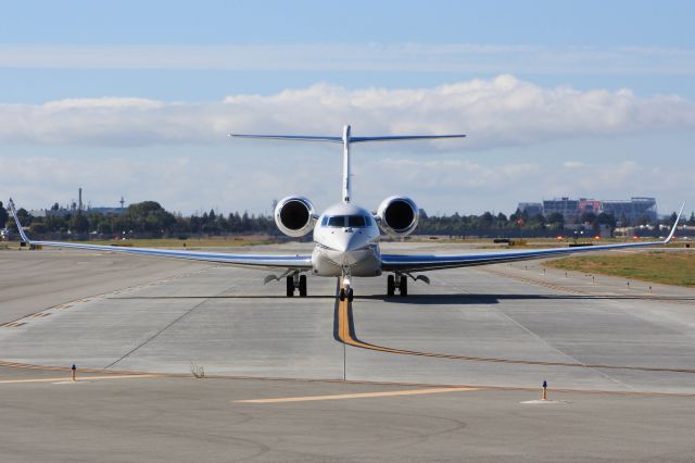 Gulfstream Aerospace Gulfstream G650 (N100ES)