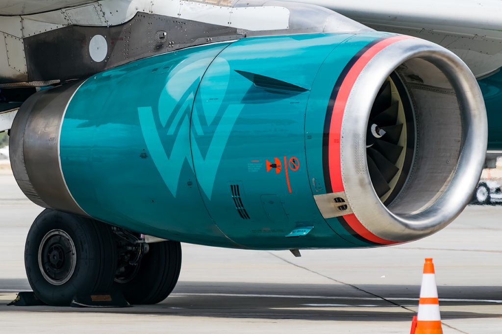 Airbus A319 (N838AW) - Cactus retro up close as it awaits its return back to Dallas