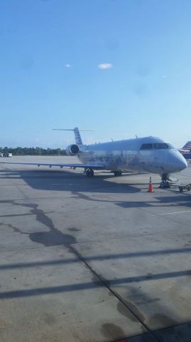 Canadair Regional Jet CRJ-200 —