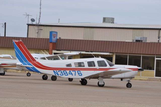 Piper Saratoga (N38476)