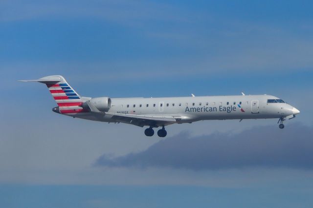 Canadair Regional Jet CRJ-200 (N616QX)