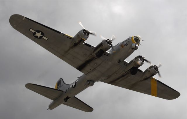 N817BR — - Boeing B-17G Liberty Belle take off from Burbank