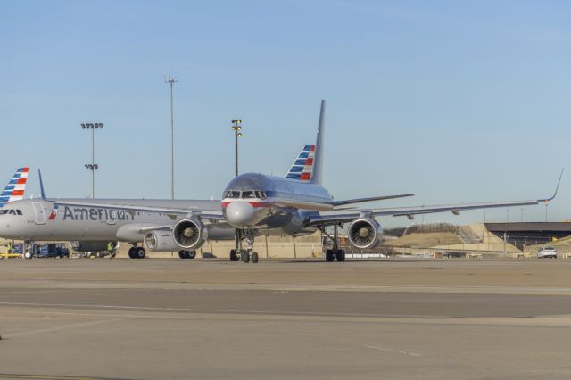 Boeing 757-200 —