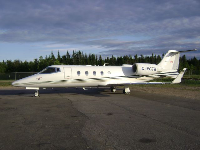 Learjet 60 (C-FCTK)