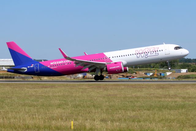 Airbus A321neo (9H-WDO) - Airborne off rwy 07 on 7-Jul-23 operating flight WZZ4459 to LCLK.