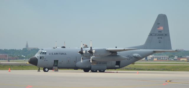 Lockheed C-130 Hercules (01791) - C-130 of the 139 Airlift Wing