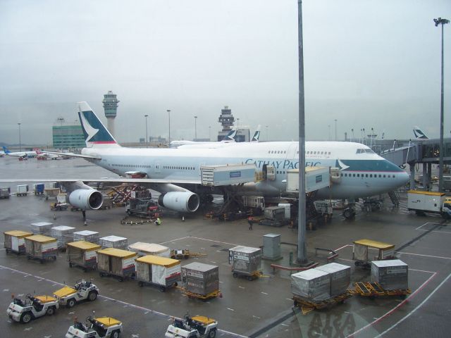 BWJE — - 747 at Cathay Pacific gates, Hong Kong International