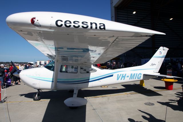 Cessna Skylane (VH-MIG)