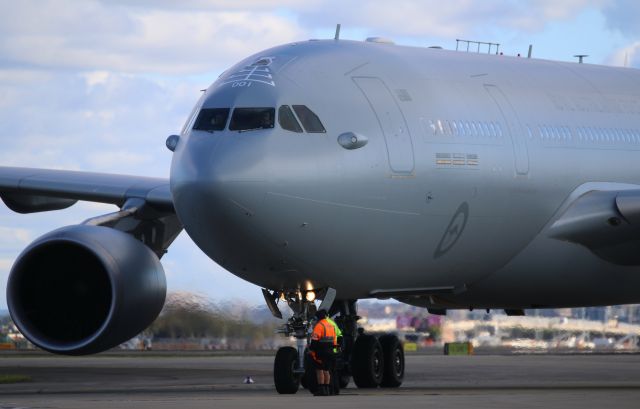 A39001 — - A39-001 Arriving at the stand after arriving from DRW as DRGN2