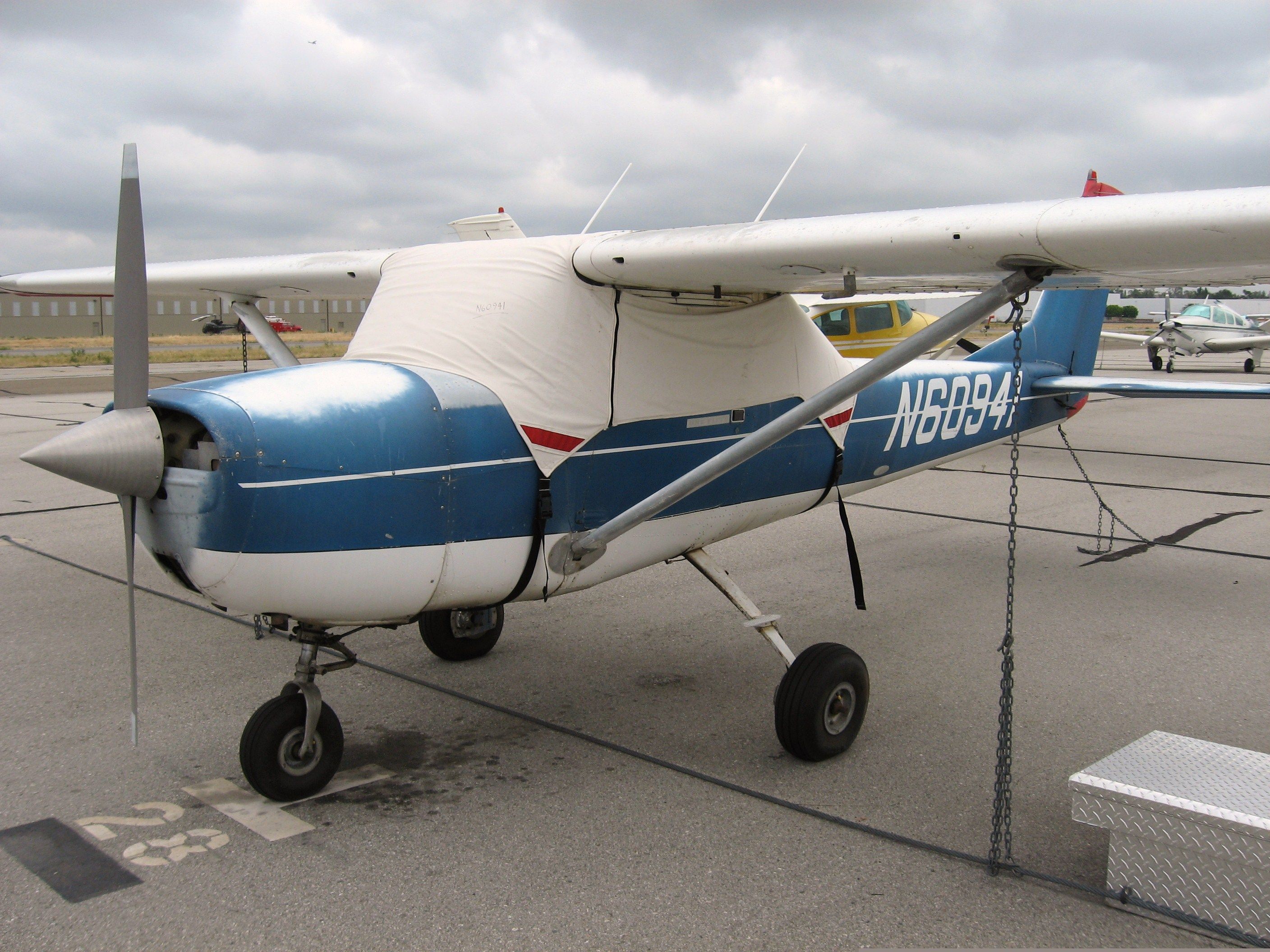 Cessna Commuter (N60941) - PARKED AT FULLERTON