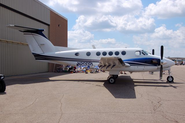 Beechcraft Super King Air 200 (N200PL) - Owned by Polaris Industries