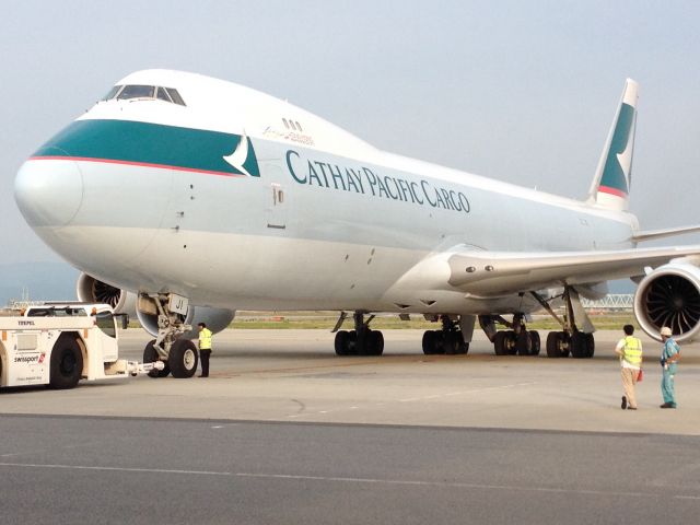 BOEING 747-8 —