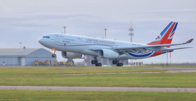 Airbus A330-200 (ZZ336) - Airbus KC2 Voyager (A330-243MRTT)br /Royal Air Force