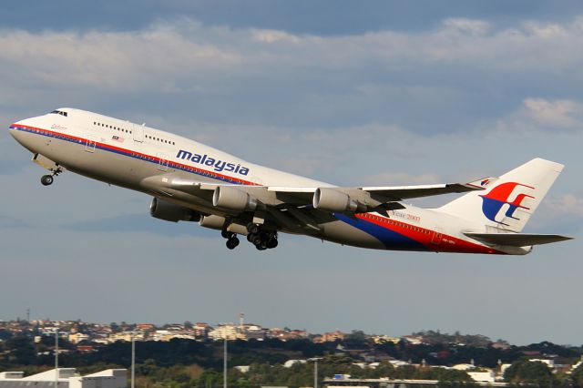 Boeing 747-400 (9M-MPJ) - from my "Sydney 2007" archives