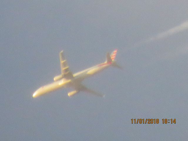 Airbus A321 (N979UY)