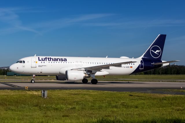 Airbus A320 (D-AIZE)
