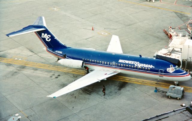 Douglas DC-9-10 (N700ME) - Scanned print… taken from the Terminal 1 parking deck at YYZ, late nineties, early 2Ks