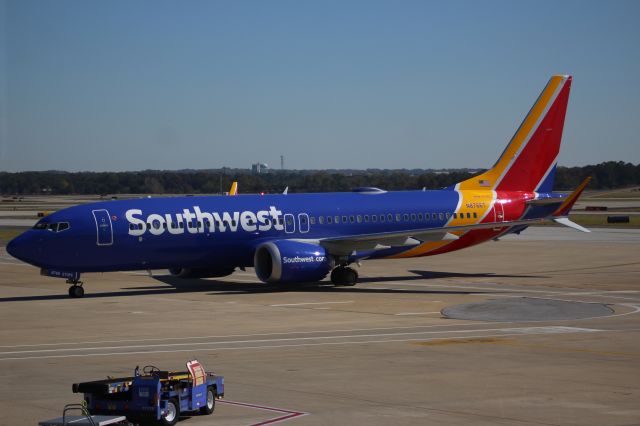 Boeing 737 MAX 8 (N8766T)