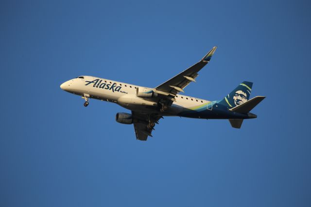 EMBRAER 175 (long wing) (N191SY)