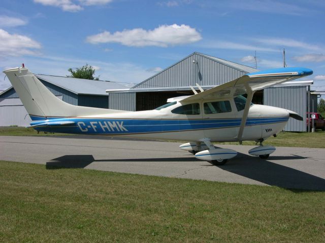 Cessna Skylane (C-FHMK)