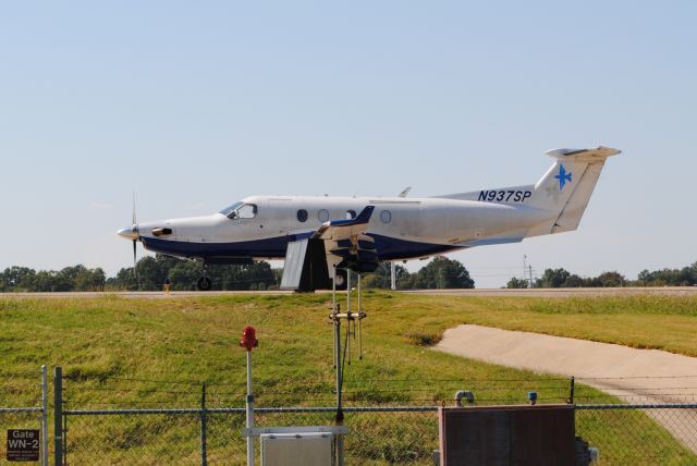 Pilatus PC-12 (N937SP)