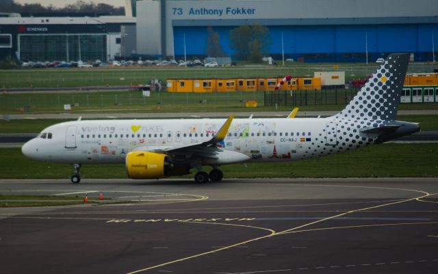 Airbus A320 (EC-NAJ) - Vueling Airlines A320-271 cn8510 13 apr 2022