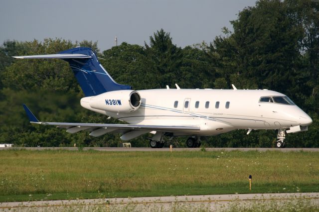 Bombardier Challenger 300 (N391W) - Best at full