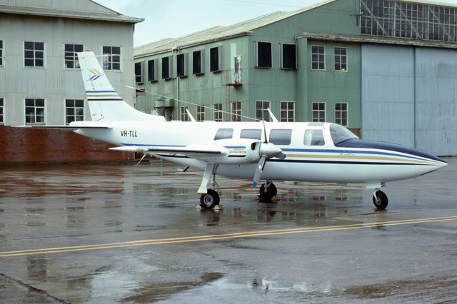 VH-TLL — - TED SMITH AEROSTAR 601P - REG : VH-TLL (CN 61P/0239/037) - PARAFIELD ADELAIDE SA. AUSTRALIA - YPPF (11/8/1979) 35MM SLIDE SCANNED WITH A EPSON PERFECTION V700 FLATBED SCANNER.