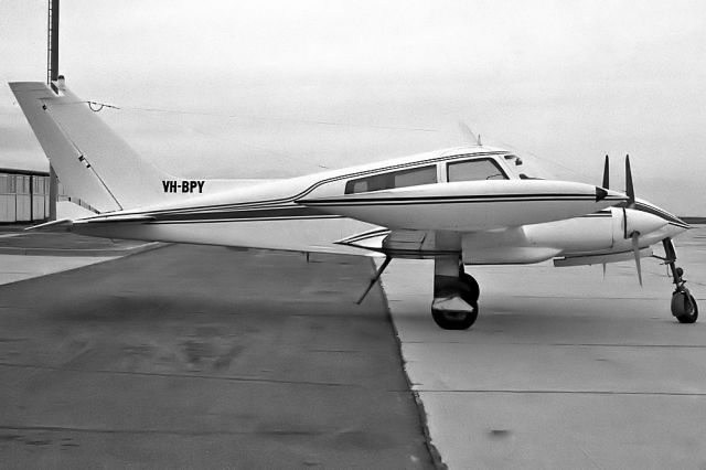 VH-BPY — - CESSNA 310L - REG VH-BPY (CN 310L-0005) - ESSENDON MELBOURNE VIC. AUSTRALIA - YMEN (18/7/1972)
