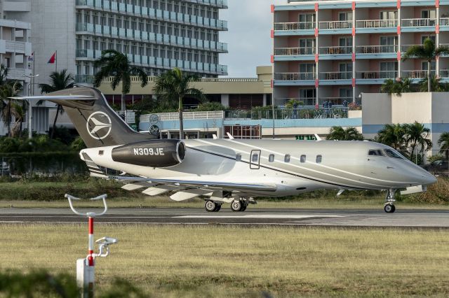Bombardier Challenger 300 (N309JE)