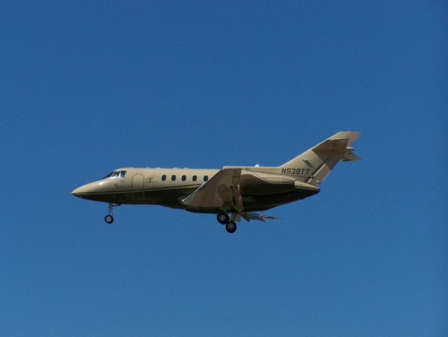 Hawker 800 (N939TT)