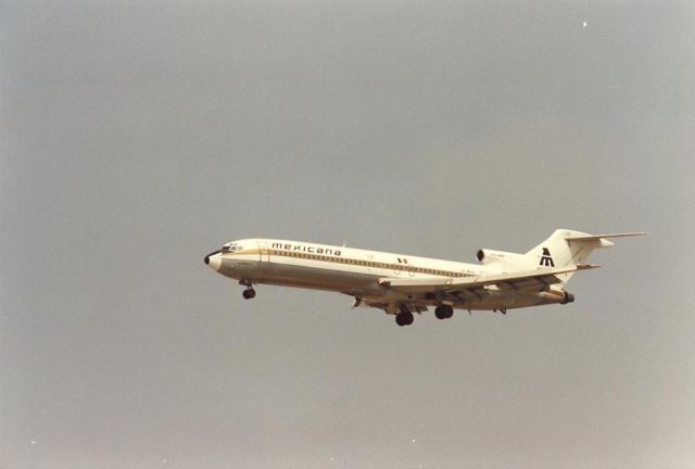 BOEING 727-200 — - Mexicana 727 landing at LAX in the early 1980s