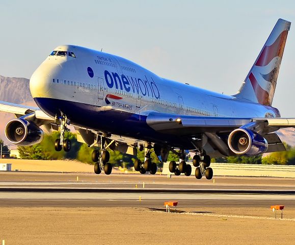 Boeing 747-400 (G-CIVK) - Oneworld (British Airways) Boeing 747-436 G-CIVK (cn 25818/1104)  Las Vegas - McCarran International (LAS / KLAS) USA - Nevada, June 29, 2011 Photo: Tomás Del Coro