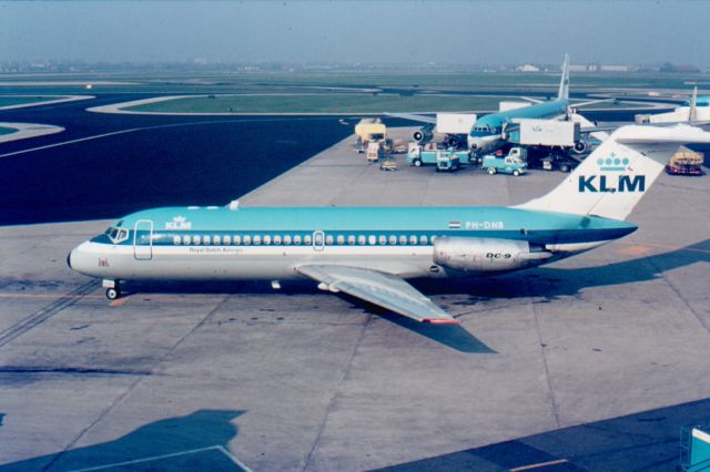 Douglas DC-9-10 (PH-DNB) - jaren 70 cn45719