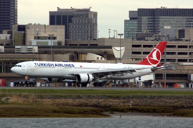 Airbus A330-300 (TC-JOF)