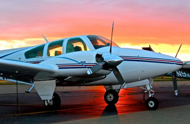 Beechcraft 55 Baron (N1835B) - Beechcraft Baron 55 visiting during a stunning sunset at Reid Hillview.