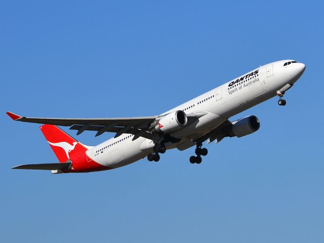 Airbus A330-300 (VH-QPI) - Getting airborne off runway 23, for flight to Singapore. Thursday 12th April 2012.