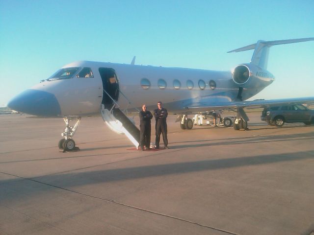 Gulfstream Aerospace Gulfstream IV (N236MJ) - Michael Jordans G4. Im on the left and Brian Barrett is on the right. 2-15-09. What a sweet plane.