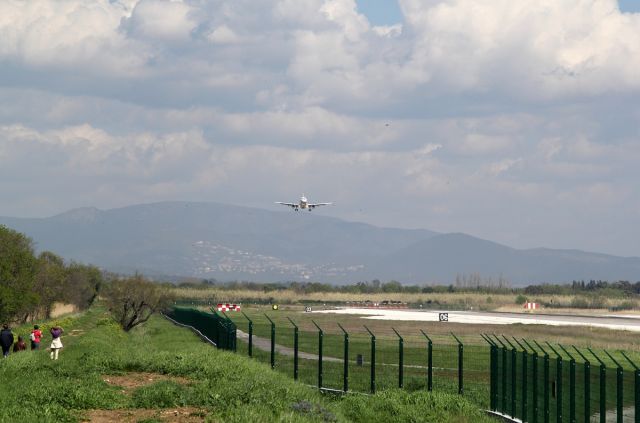 Airbus A321 (F-GTAQ) - landing RWY23 05 avril 2013