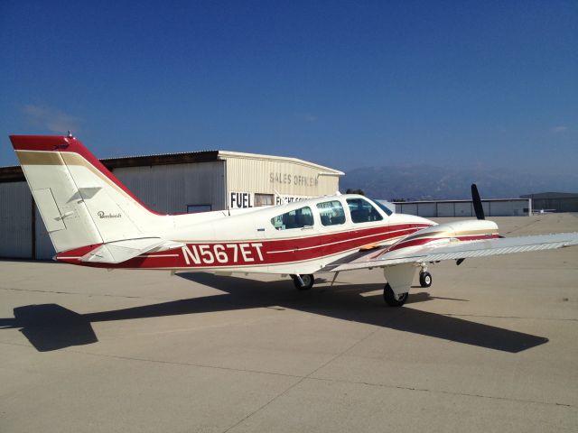 Beechcraft 55 Baron (N567ET)